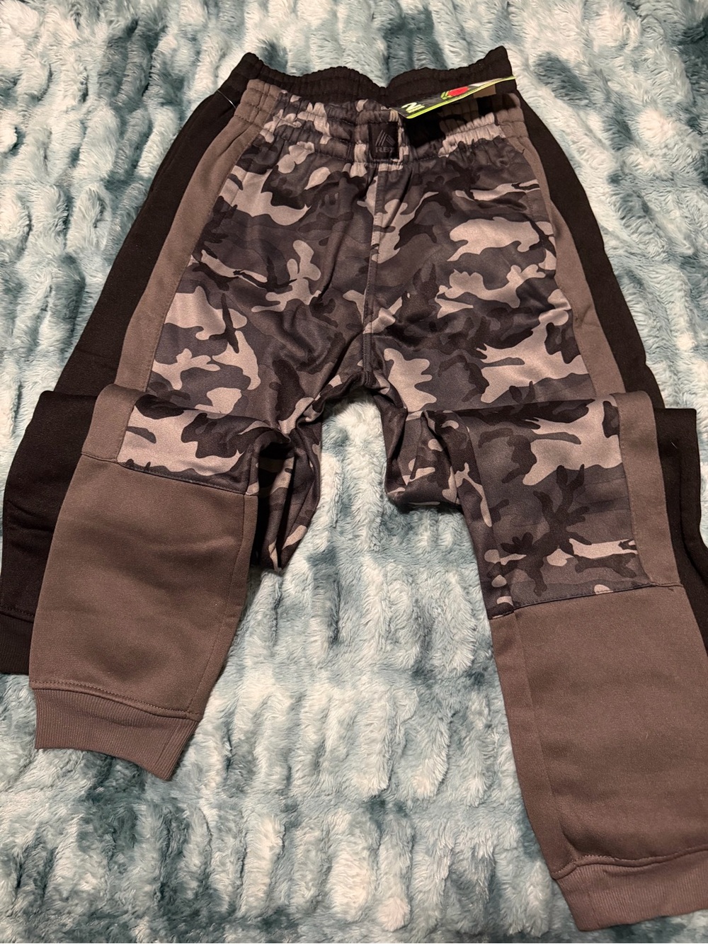 Kids Camo Panel Joggers - Gray/Black